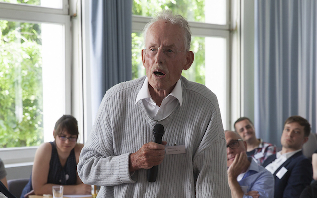 Former attorney general Manfred Bruns' contributions, informed by his legal expertise and his personal experience, were some of the highlights of the conference. (Photo by Ute Weller, AusZeiten Feminist Archives Bochum.)